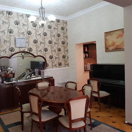 באטומי Apartments Cira מראה חיצוני תמונה