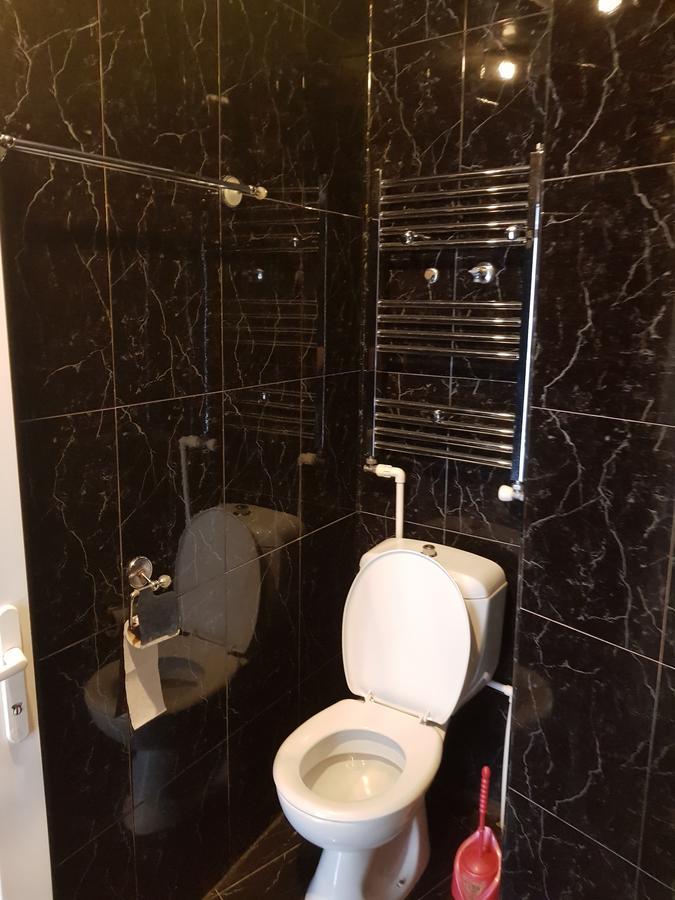 באטומי Apartments Cira מראה חיצוני תמונה