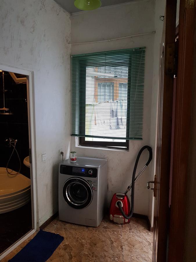 באטומי Apartments Cira מראה חיצוני תמונה